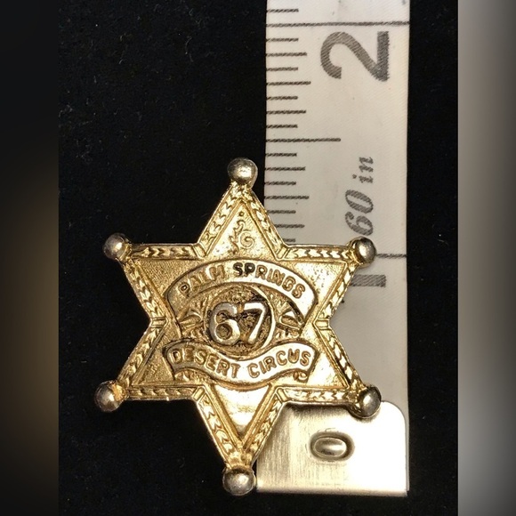 Vintage Palm Springs Desert Circus Badge Pin 1967 - Picture 3 of 3